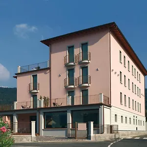 International 3*, Iseo Italy