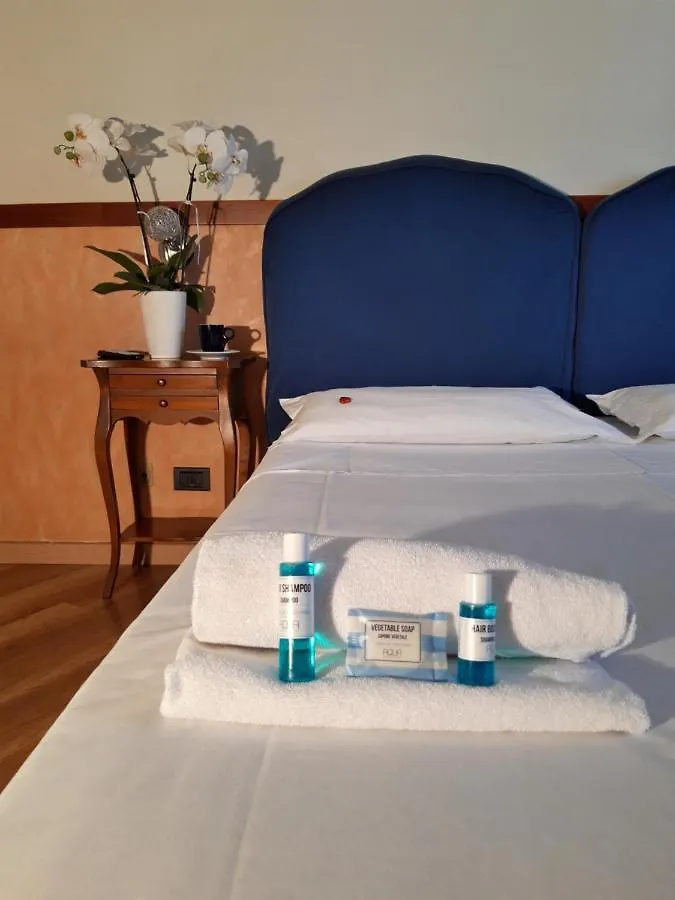 Hotel San Felice Bologna 3*,  Italy